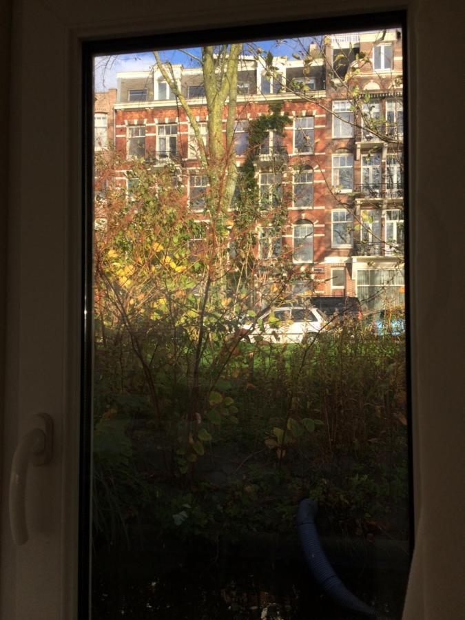 Tiny Houseboat B&B On The Amstel River 阿姆斯特丹 外观 照片